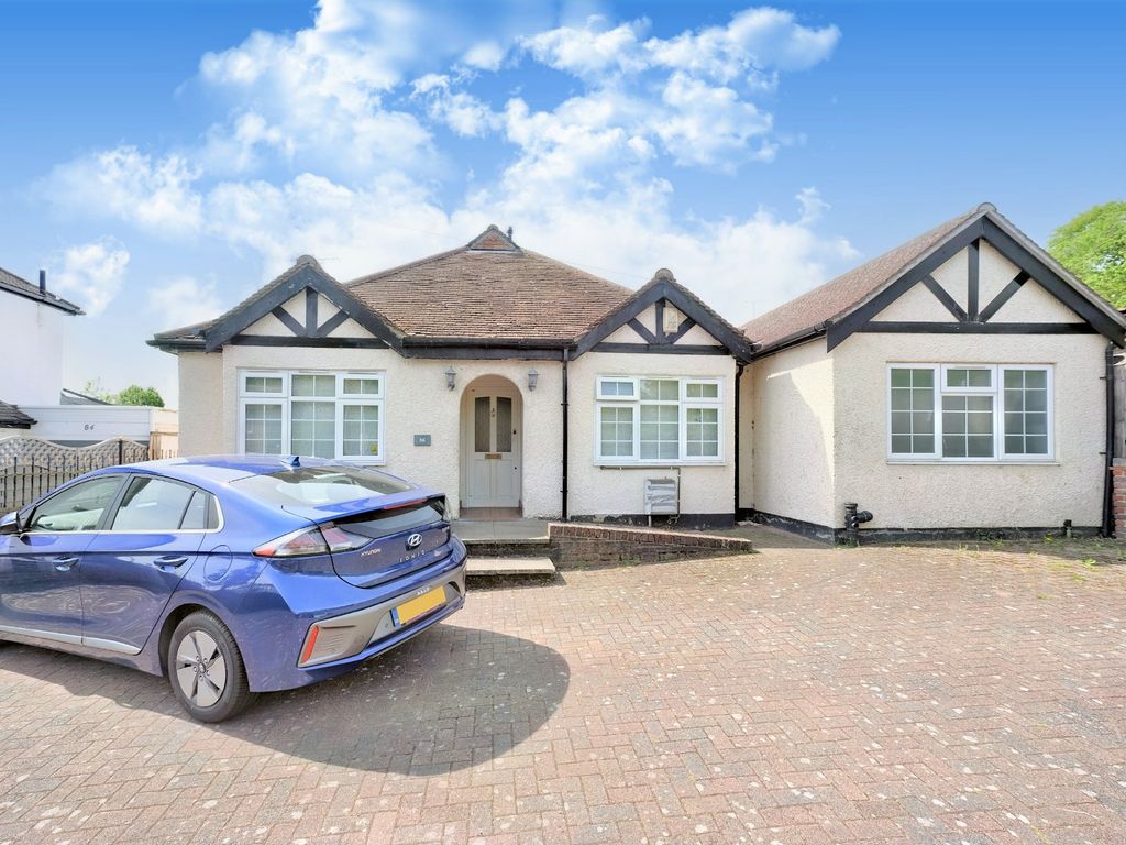 5 bed detached bungalow for sale in Hayfield Road, Orpington BR5 Zoopla