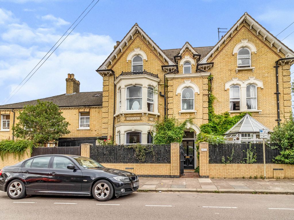 Milton Road, Bedford MK40  