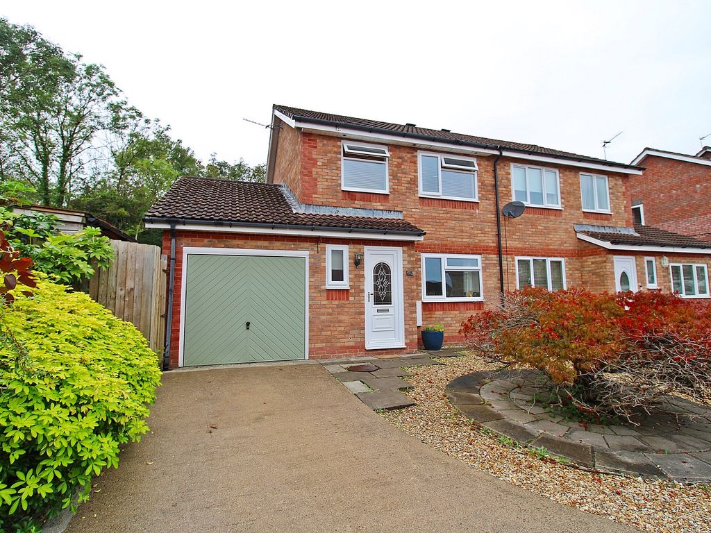 3 bed semidetached house for sale in Trem Y Garth, Llanharry