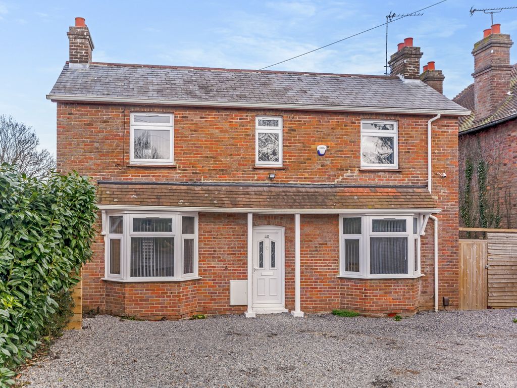 2 bed detached house for sale in White Lion Road, Little Chalfont