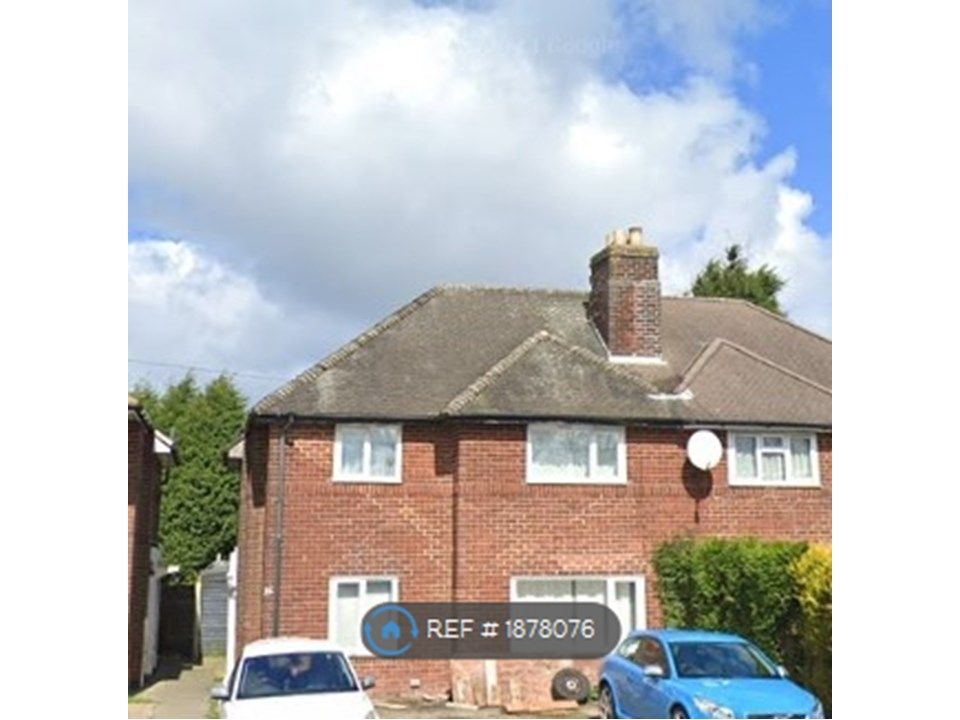 4 bed semidetached house to rent in Ravenstone Road, Coalville LE67, £