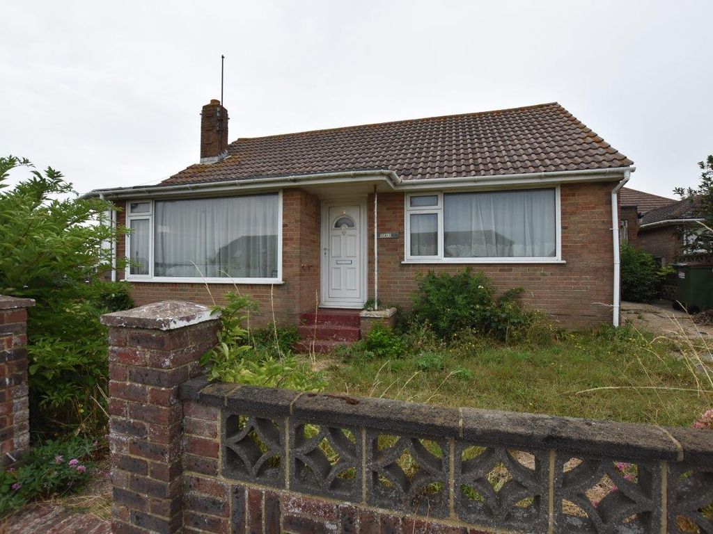 2 bed detached bungalow for sale in Oaklands Avenue, Saltdean, Brighton