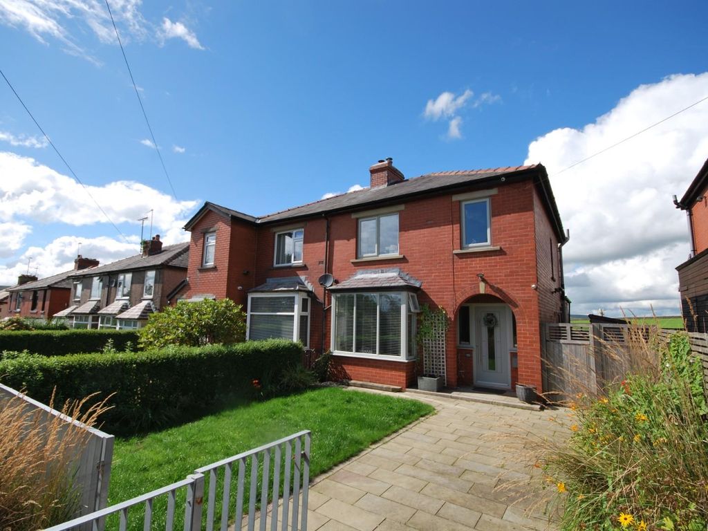 3 bed semidetached house for sale in Gincroft Lane, Edenfield