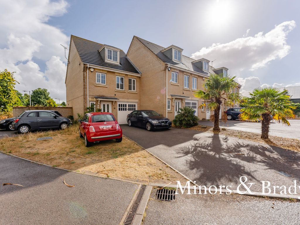 3 bed end terrace house for sale in Close, Lowestoft NR32 Zoopla