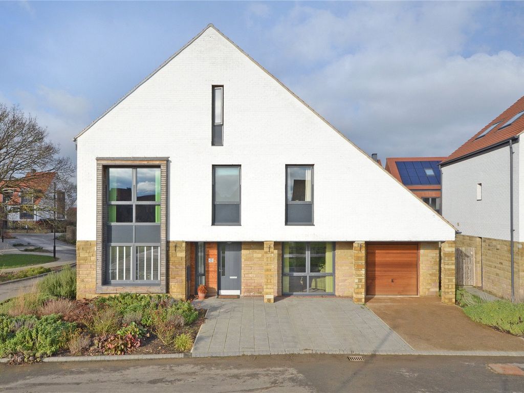 5 bed detached house for sale in Seebohm Mews, Derwenthorpe, York YO31