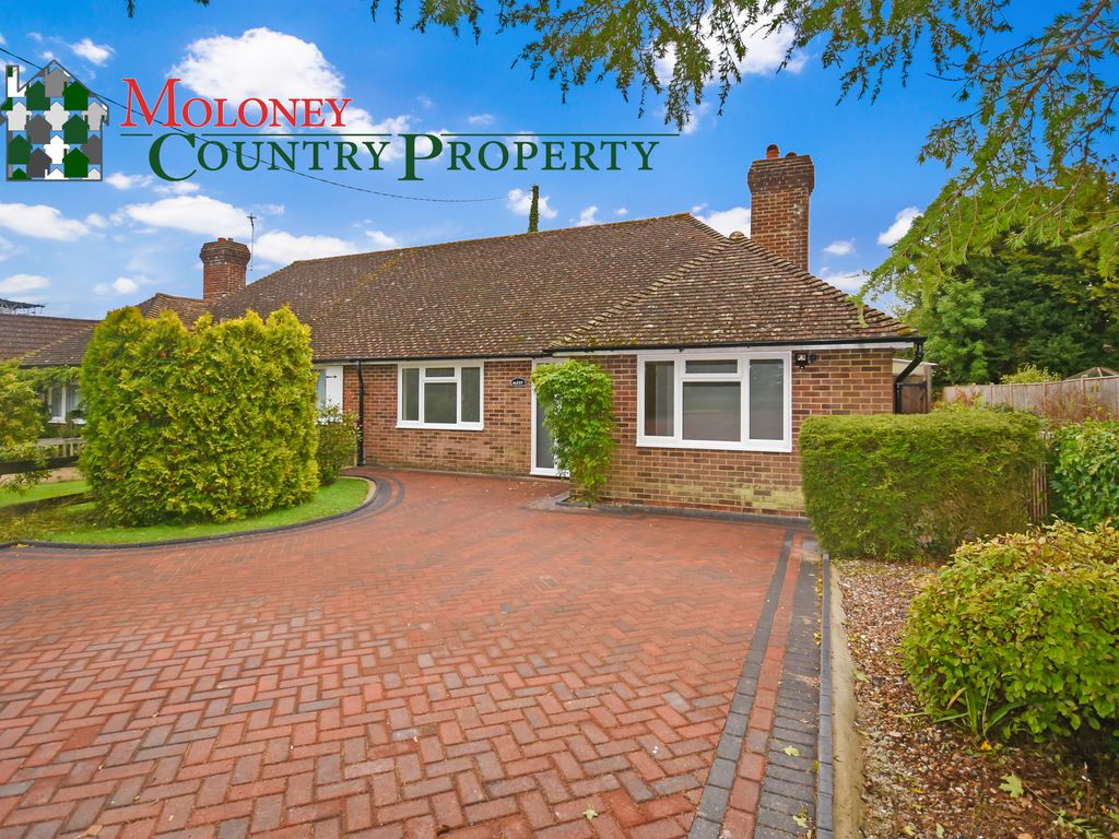 2 bed semidetached bungalow for sale in Station Road, Northiam, Rye