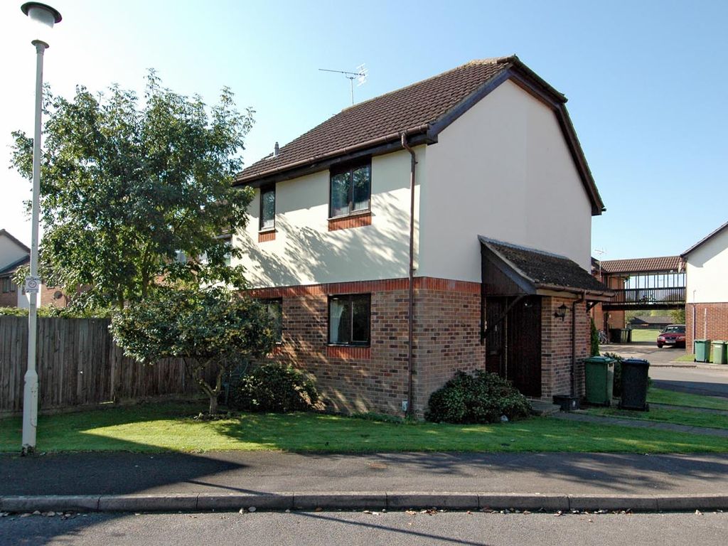 1 bed end terrace house to rent in Sandringham Road, Petersfield GU32