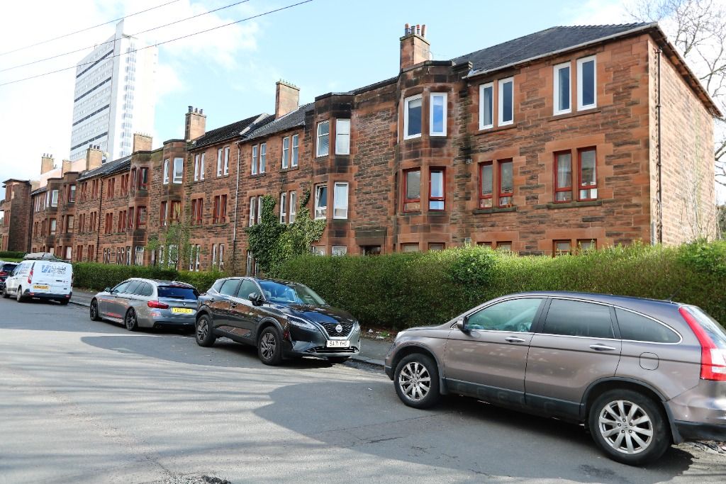 2 bed flat to rent in Glencoe Street, Glasgow G13, £1,095 pcm Zoopla
