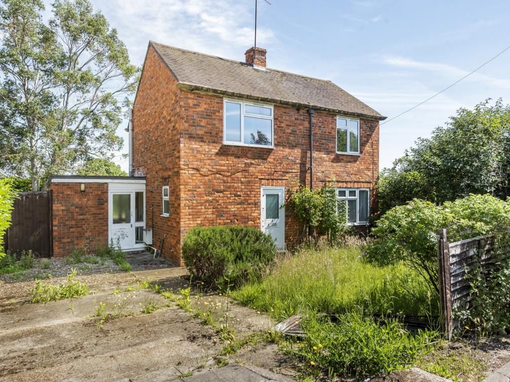 3 bed detached house for sale in Cantley Farm Cottages, Wokingham RG40