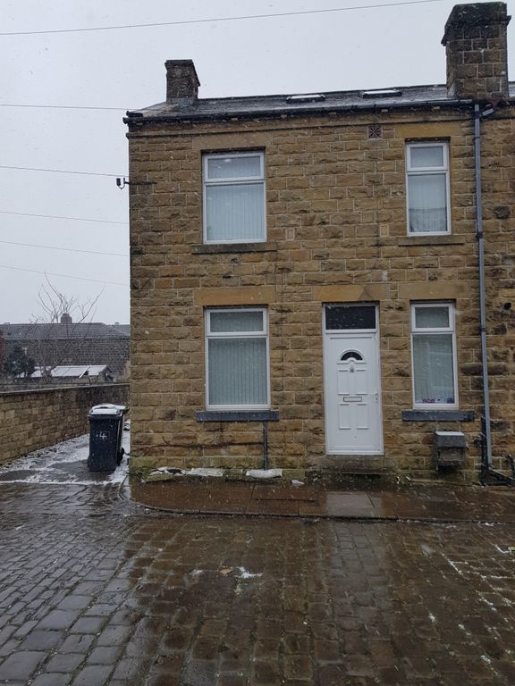 2 bed semidetached house for sale in William Street, Staincliffe