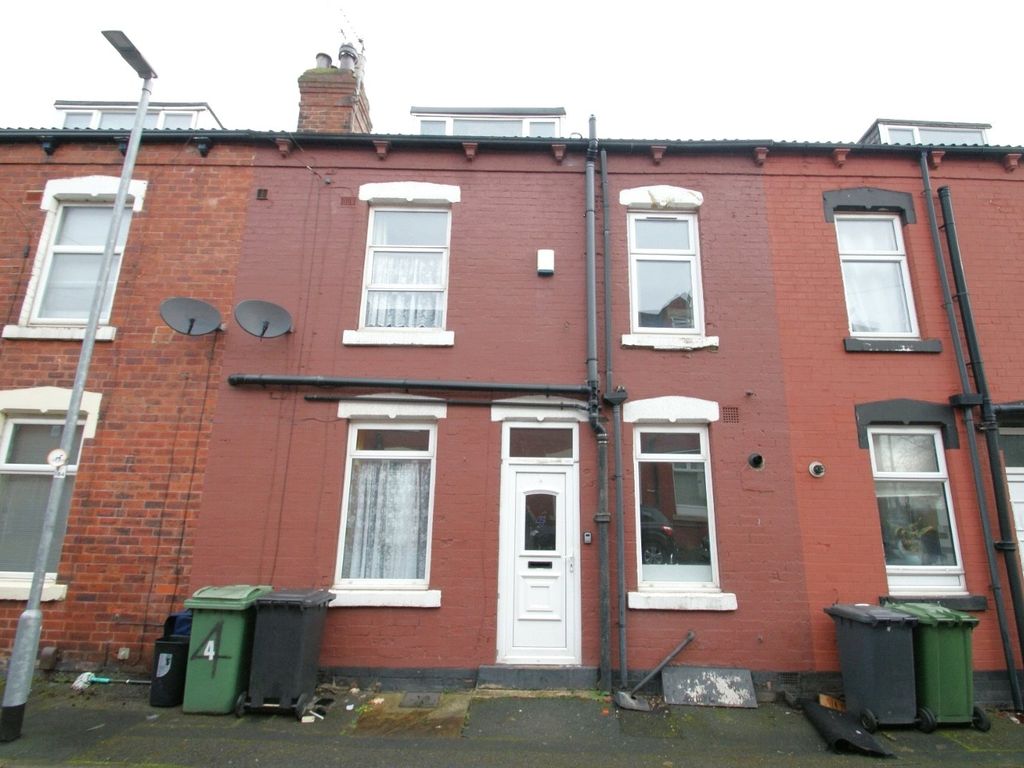 3 bed terraced house to rent in Elmfield Place, Leeds, West Yorkshire