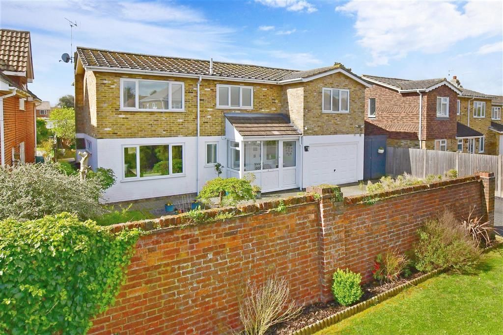 5 bed detached house for sale in St. Nicholas Road, Littlestone, New