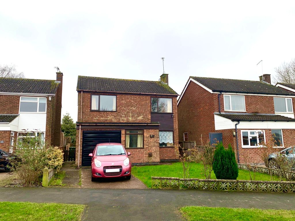 3 bed detached house for sale in Antrim Road, Lincoln LN5, £130,000