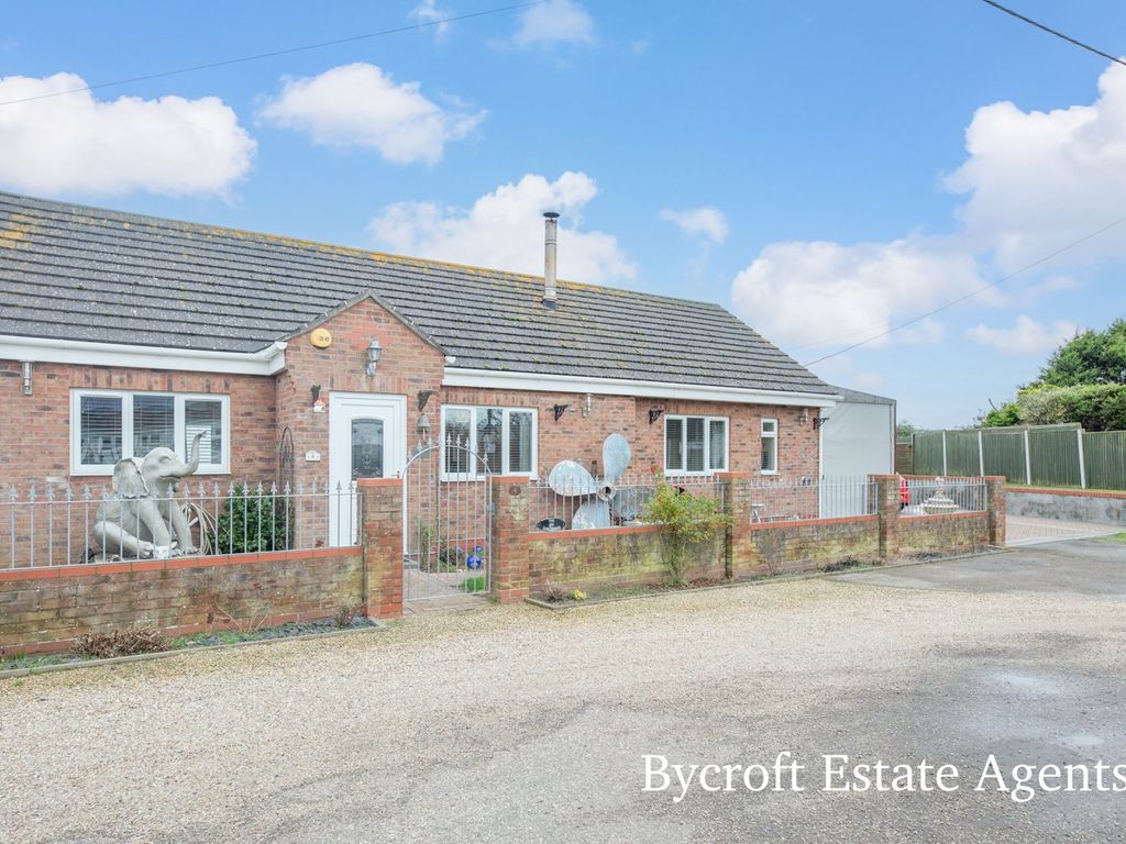 3 bed detached bungalow for sale in Seadell Holiday Estate, Beach Road