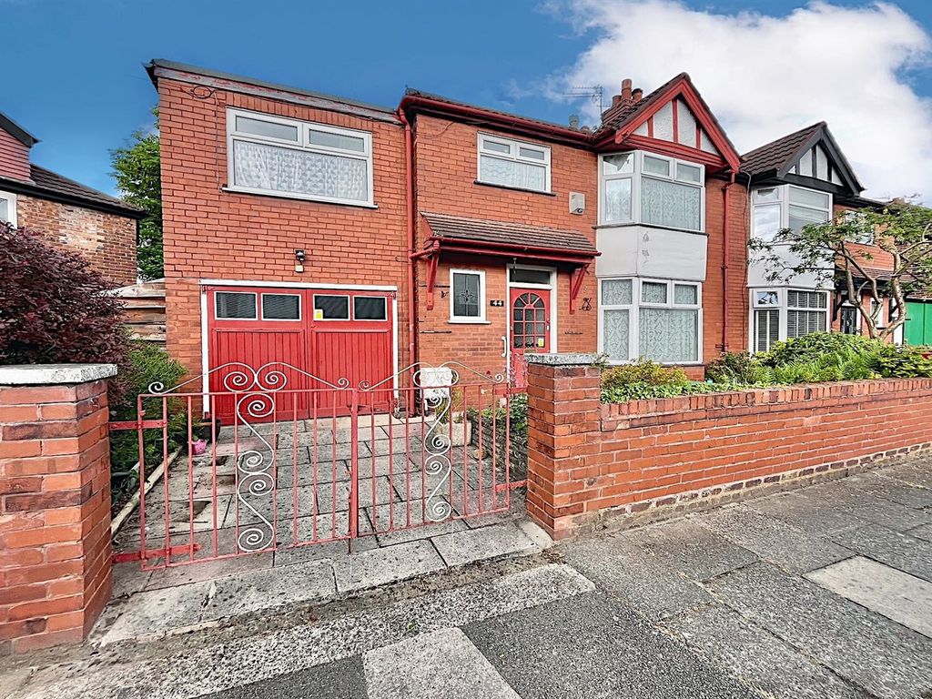 4 bed semidetached house for sale in Austin Drive, Didsbury