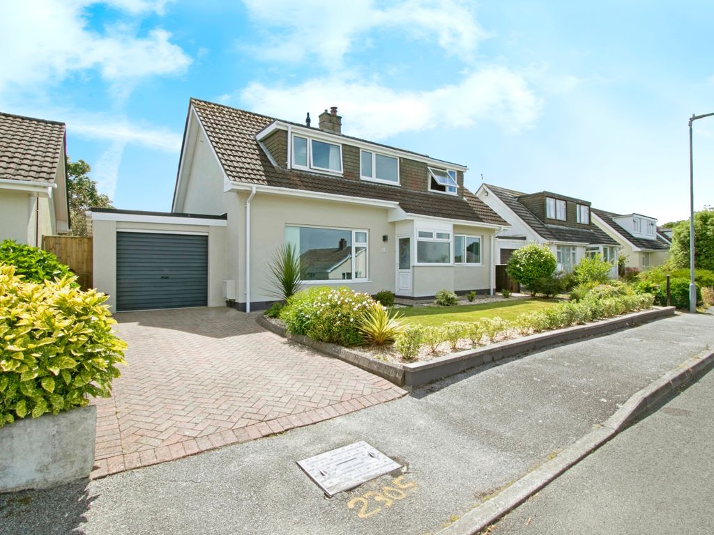 4 bed bungalow for sale in Lanyon Road, Playing Place, Truro, Cornwall