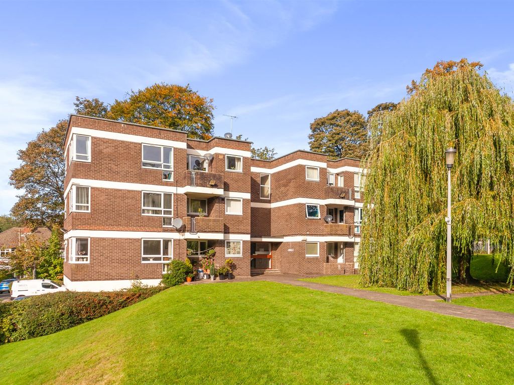 1 bed flat to rent in Newton Park Court, Chapel Allerton LS7, £650 pcm