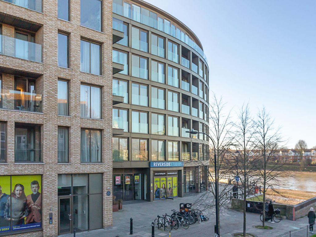 2 bed flat for sale in Queens Wharf, 2 Crisp Road, Hammersmith, London