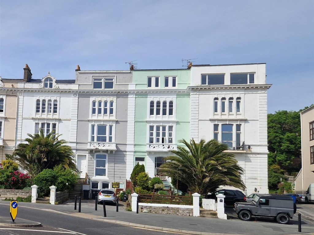 2 bed flat for sale in Manilla Crescent, WestonSuperMare BS23 Zoopla