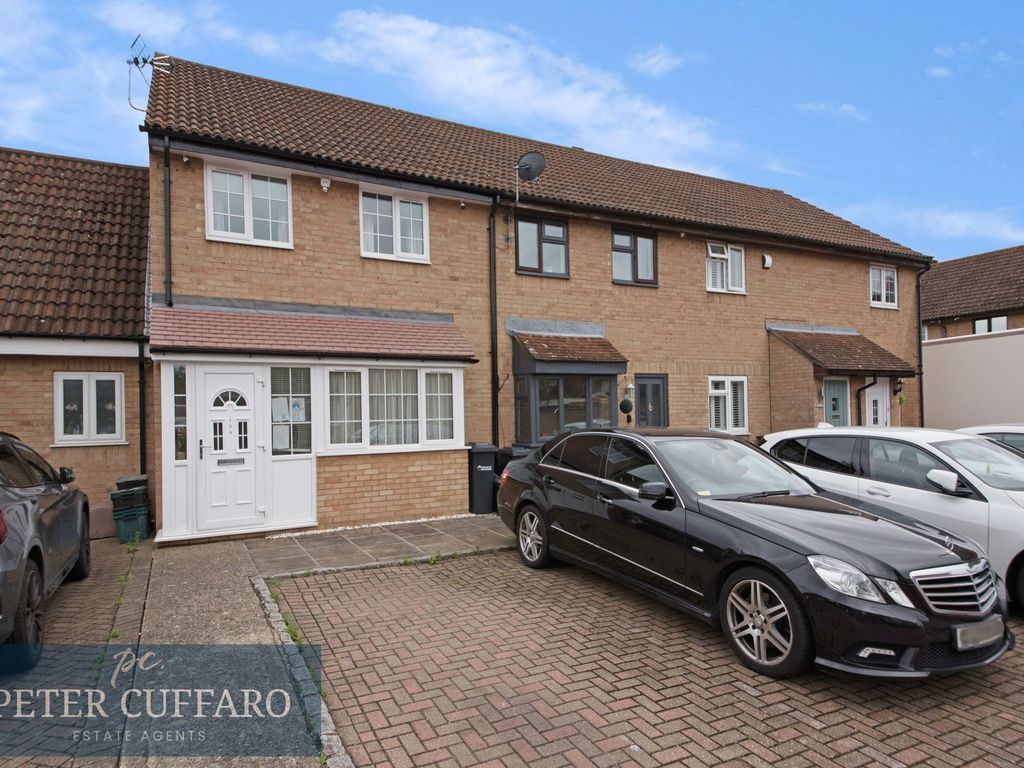 3 bed terraced house for sale in Leaforis Road, Cheshunt EN7, £470,000