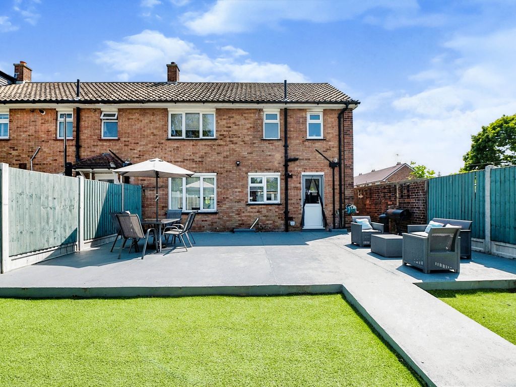 3 bed end terrace house for sale in Wokindon Road, Chadwell St Mary, Grays RM16, £375,000 Zoopla