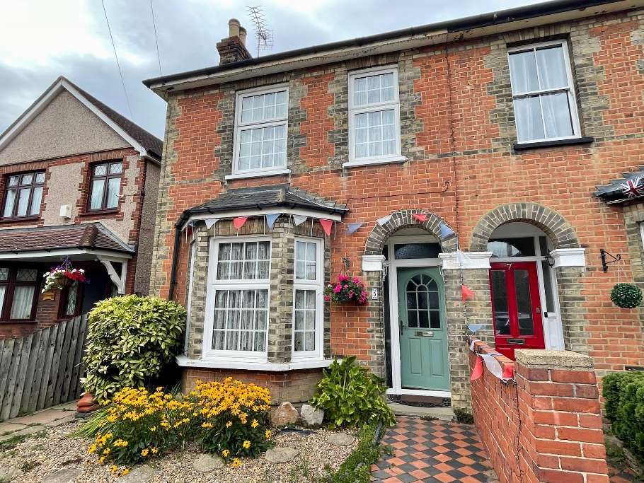 3 bed semidetached house for sale in Cromwell Road, Feltham TW13 Zoopla