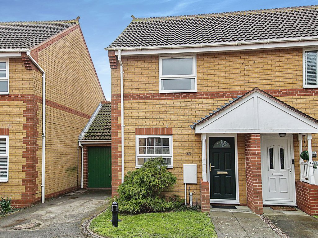 2 bed semidetached house for sale in Cowslip Drive, Little Thetford