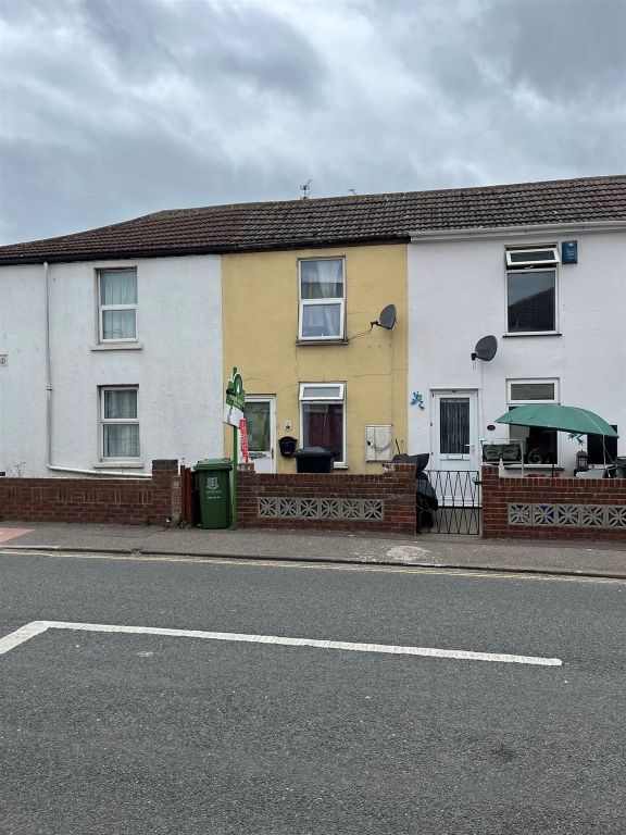 Camden Road, Great Yarmouth NR30  