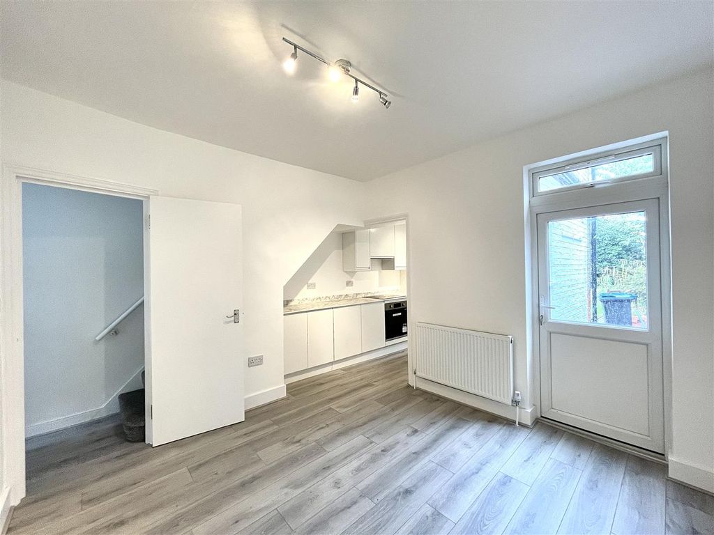 4 bed property to rent in Bury Street, Edmonton N9 Zoopla
