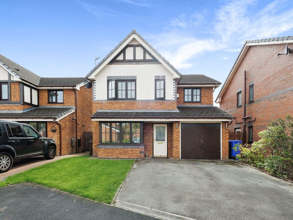 4 bed detached house for sale in St. Annes Road, Denton, Manchester