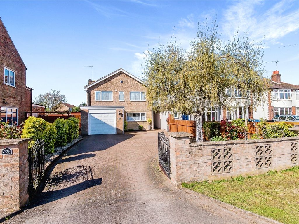 4 bed detached house for sale in Peterborough Road, Farcet