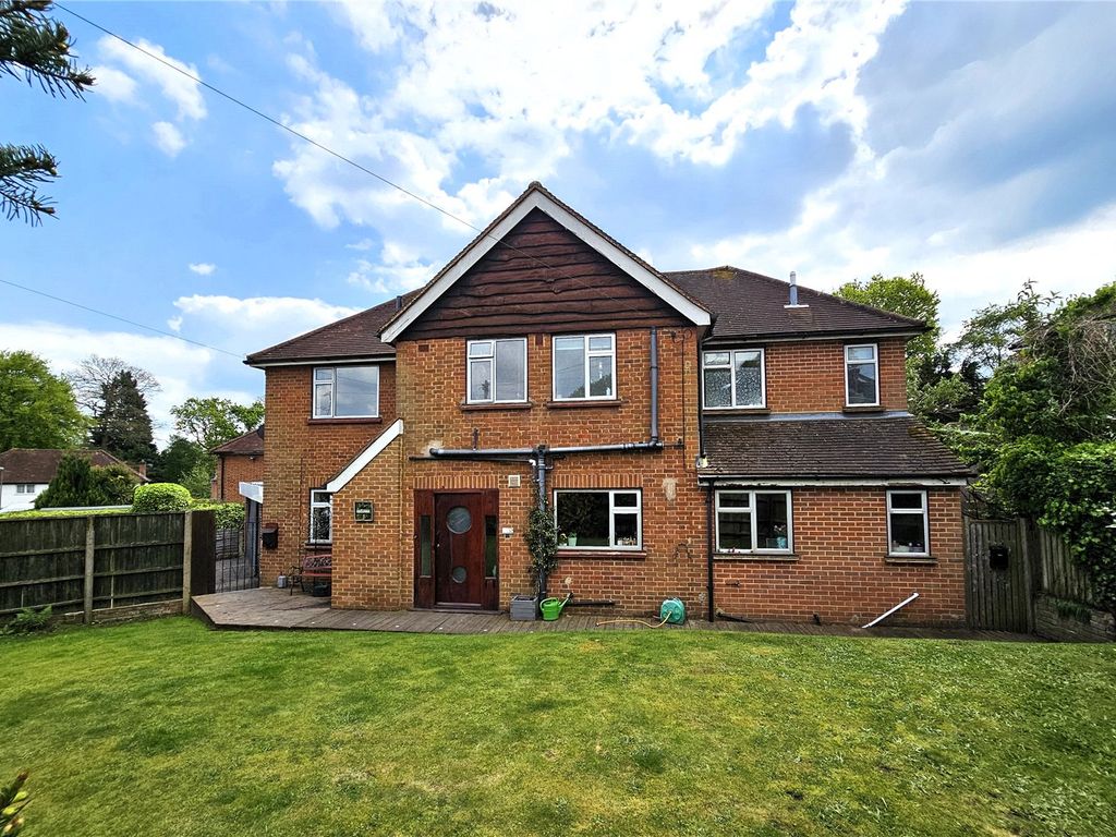 5 bed detached house for sale in Mulgrave Road, Frimley, Camberley