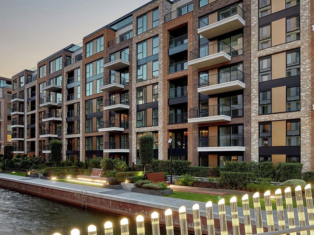 2 Lockgate Road, London SW6  