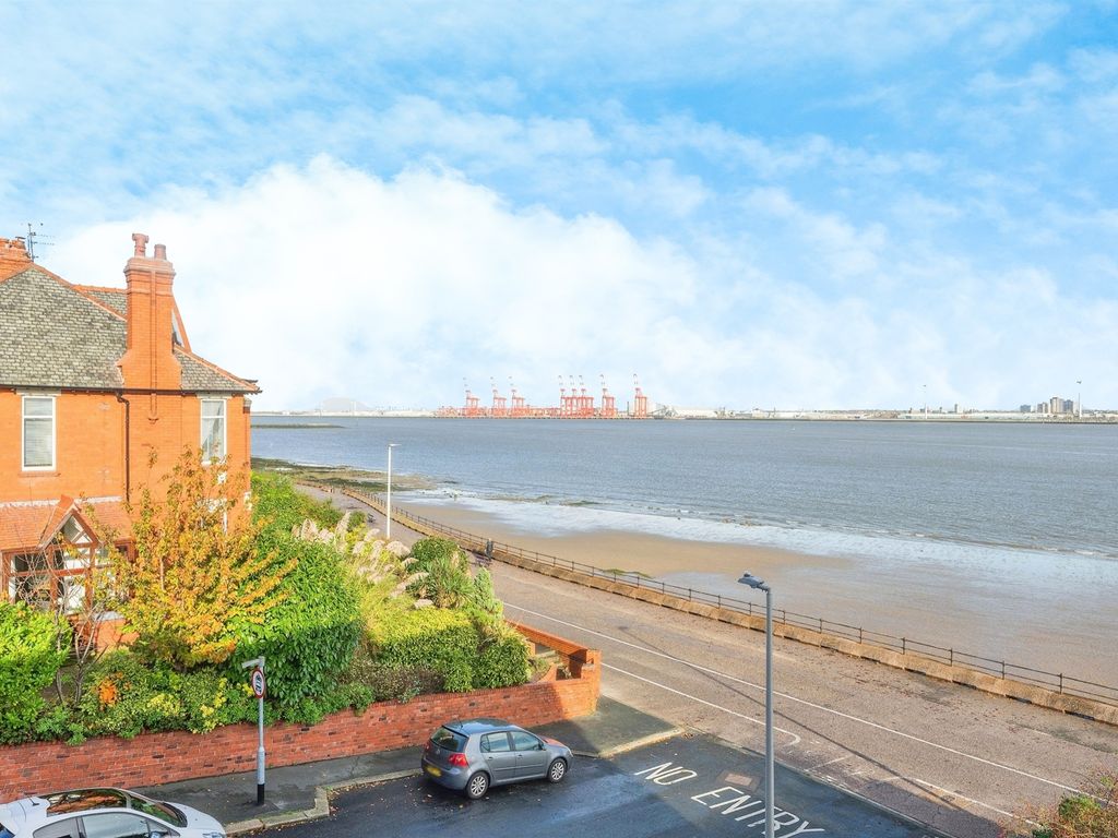 3 bed town house for sale in Radnor Drive, Wallasey CH45, £240,000 Zoopla