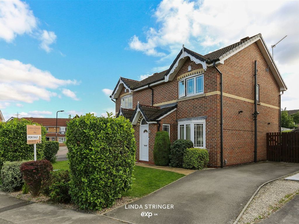 3 bed semidetached house for sale in Lyminton Lane, Treeton, Rotherham