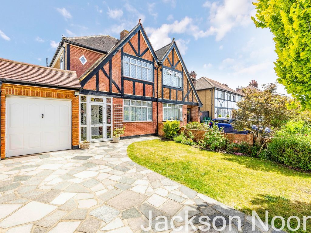 3 bed semidetached house for sale in Pams Way, Ewell Court KT19 Zoopla