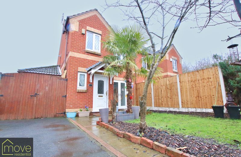 3 bed semidetached house for sale in Valiant Close, Croxteth Park