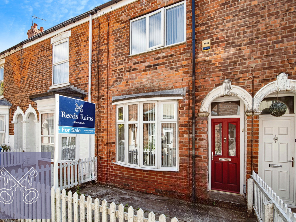 2 bed terraced house for sale in Ormington Villas, Field Street, Hull