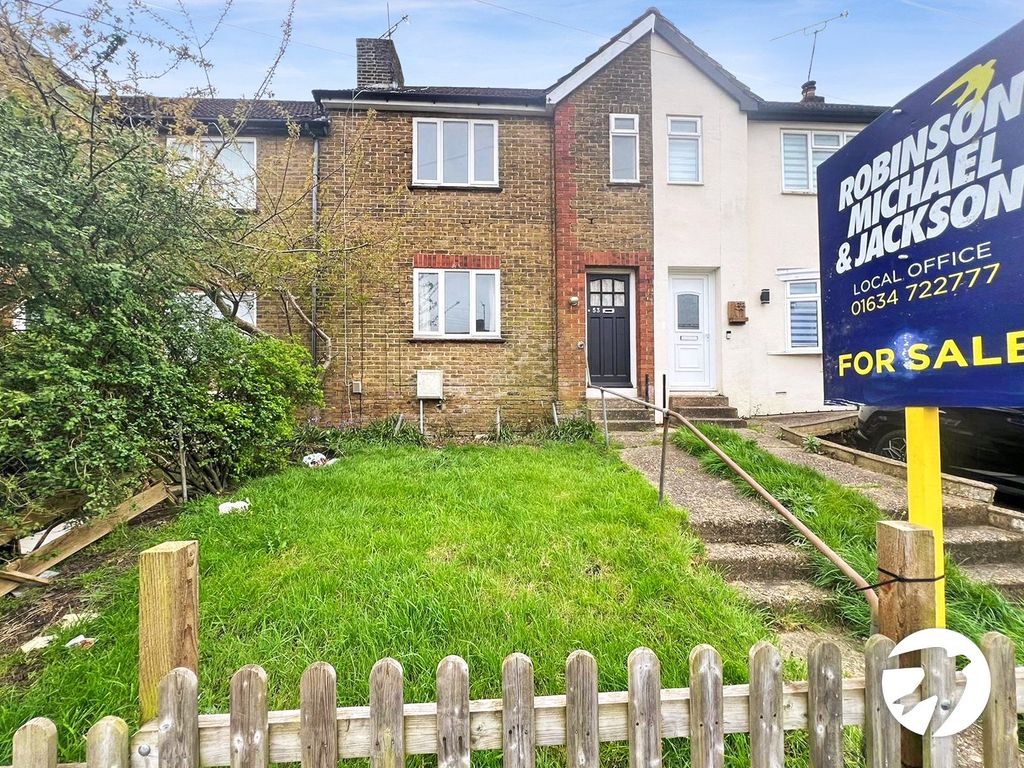 3 bed terraced house for sale in Beech Road, Strood, Kent ME2, £225,000