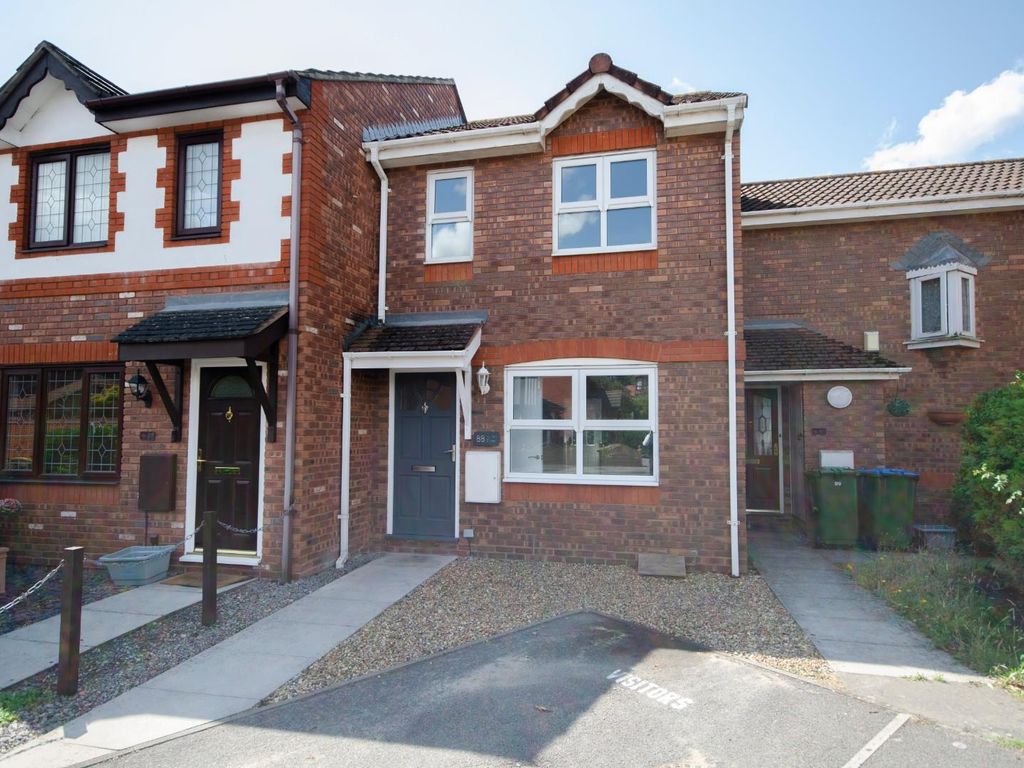 2 bed terraced house for sale in Hulton Close, Woolston, Southampton