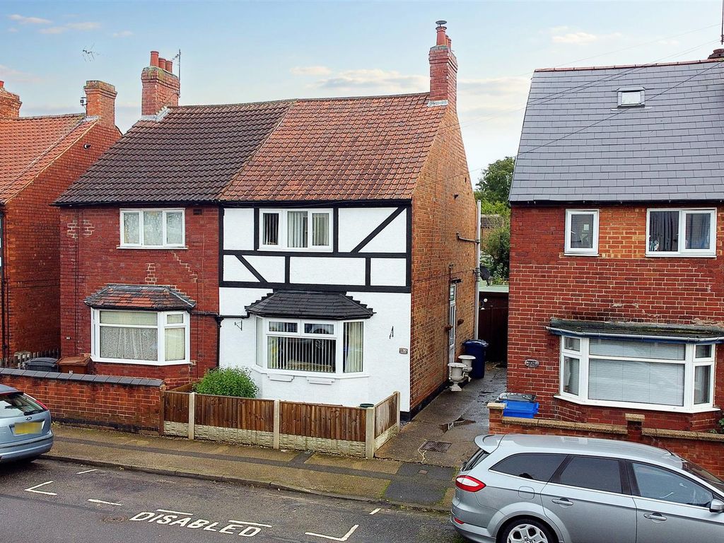 3 bed semidetached house for sale in Cranmer Street, Long Eaton