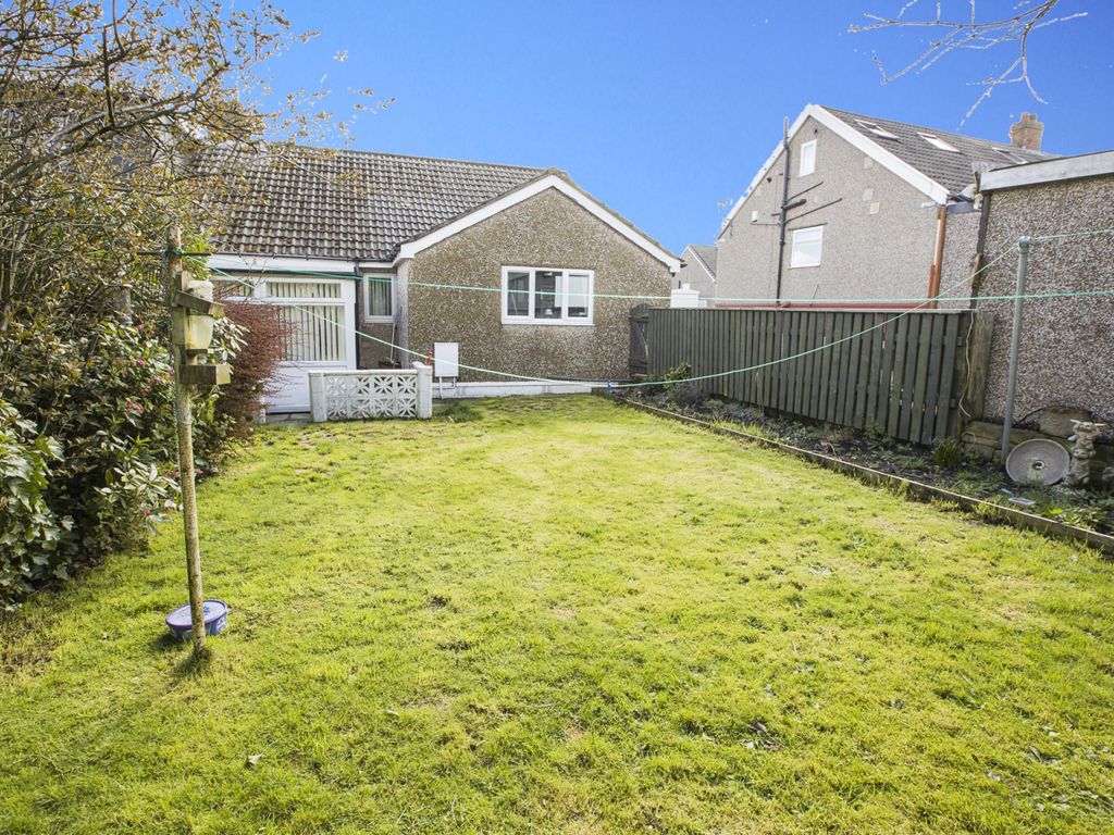 Broadley Grove, Halifax, West Yorkshire HX2  