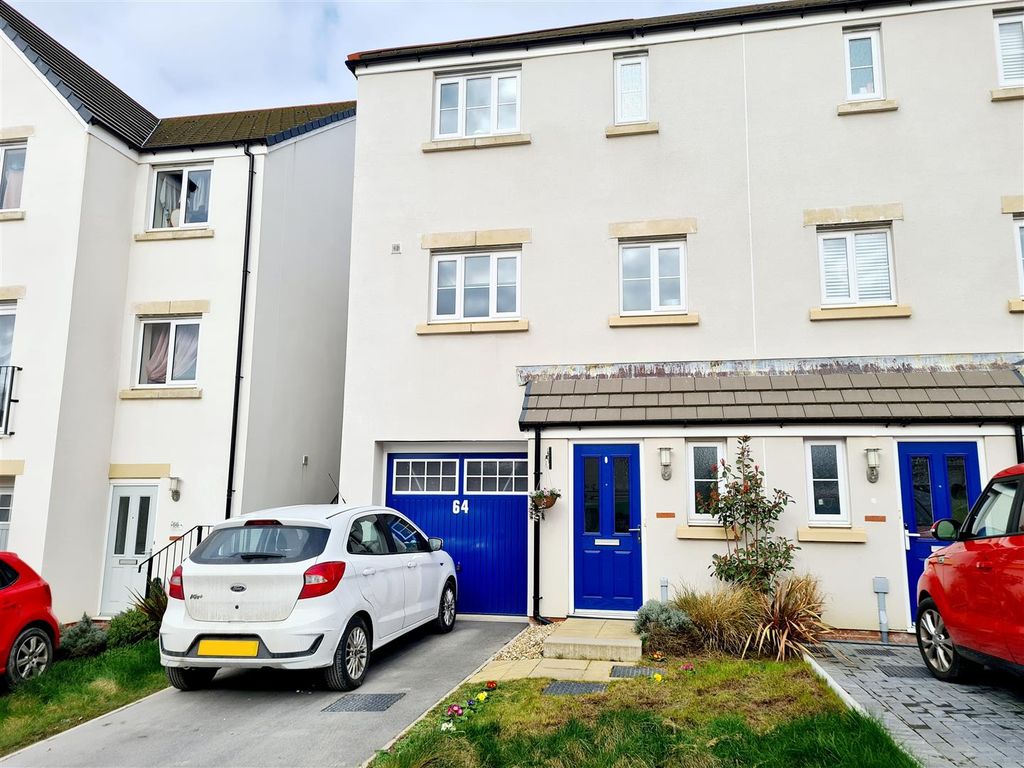 3 bed property for sale in Chestnut Drive, Launceston PL15 Zoopla