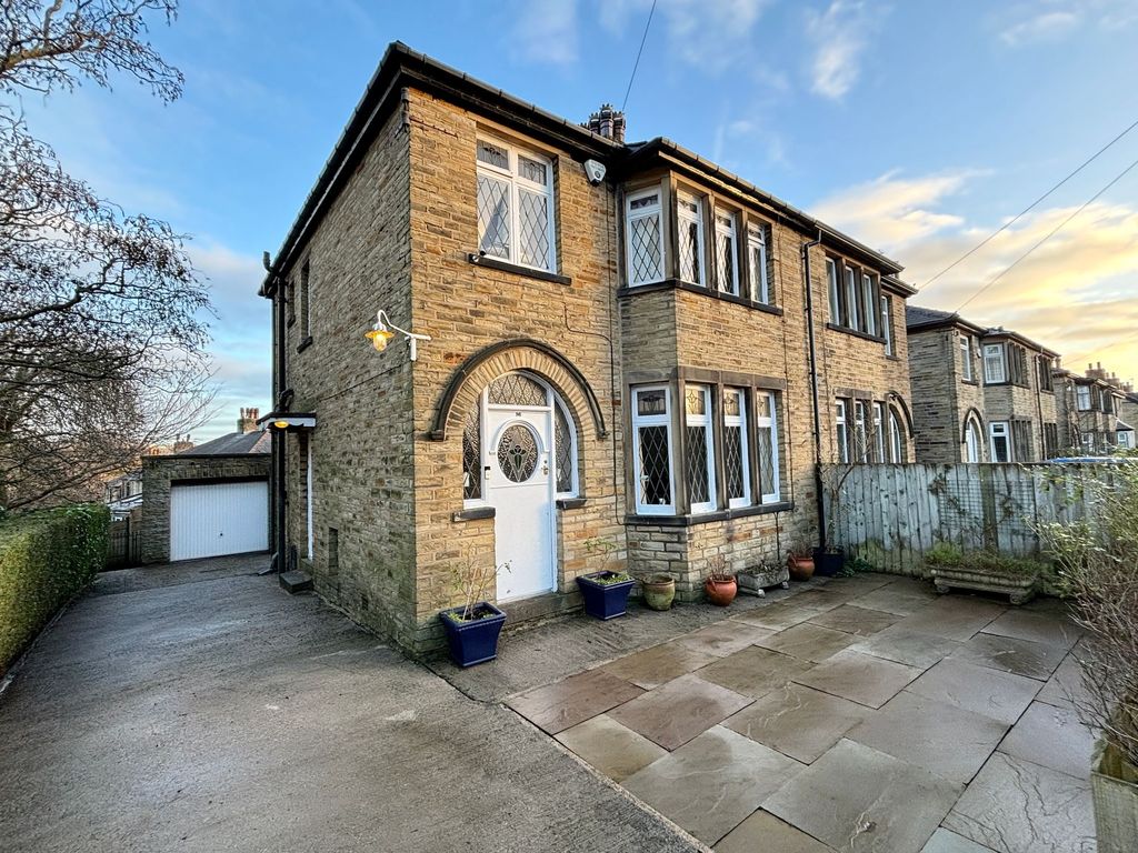 3 bed semidetached house for sale in Arden Road, Halifax HX1, £210,000