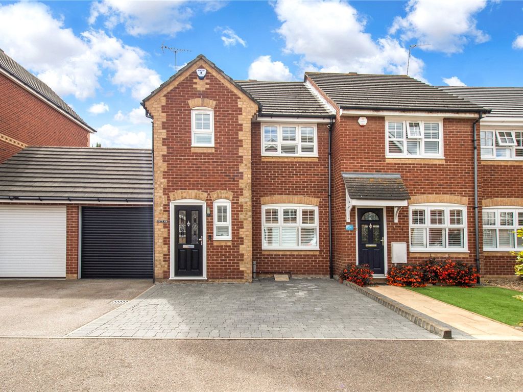 3 bed end terrace house for sale in Pentstemon Drive, Kent DA10, £425,000 Zoopla