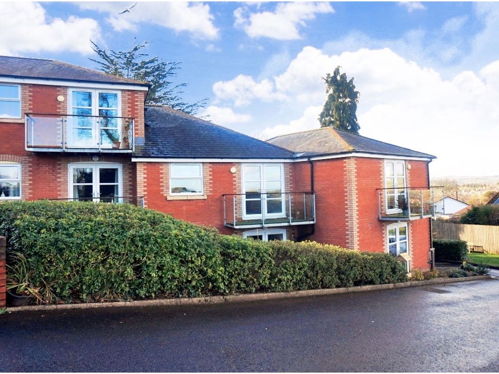 Canal Hill Tiverton EX16  