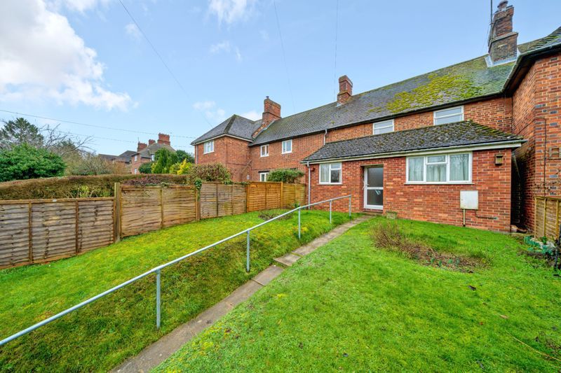 3 bed terraced house for sale in Crowmarsh Hill, Crowmarsh Gifford