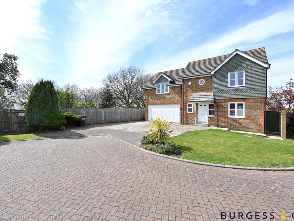 4 bed property for sale in Rushmere Rise, St. LeonardsOnSea TN38 Zoopla