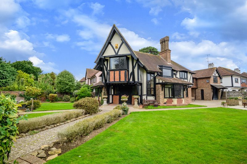 6 bed detached house for sale in Parkway, Aldwick PO21 Zoopla