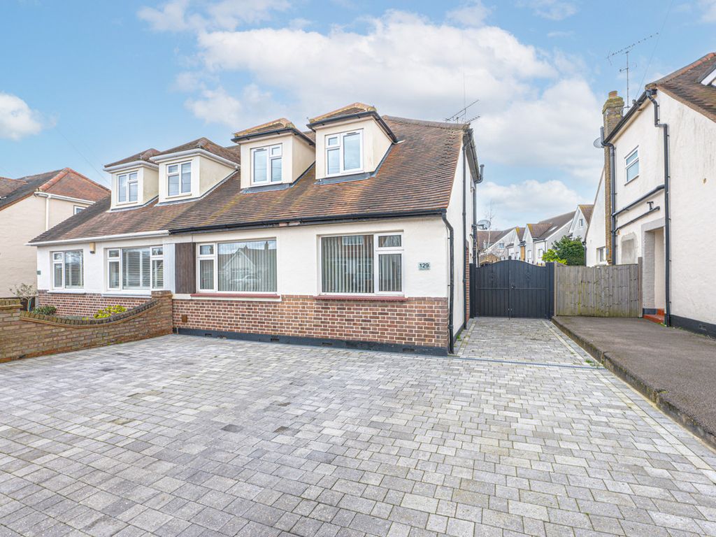4 bed semidetached house for sale in Olive Avenue, LeighOnSea SS9, £